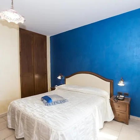 Fior Bed & Breakfast 4*