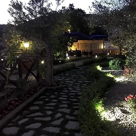 Fior Bed & Breakfast 4*
